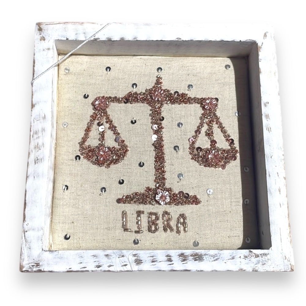 Libra art decor